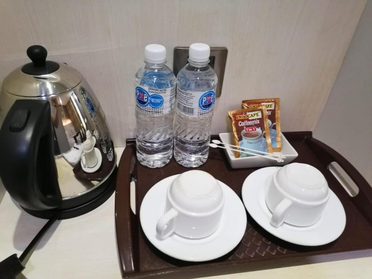 900 Inn Bintulu Esterno foto