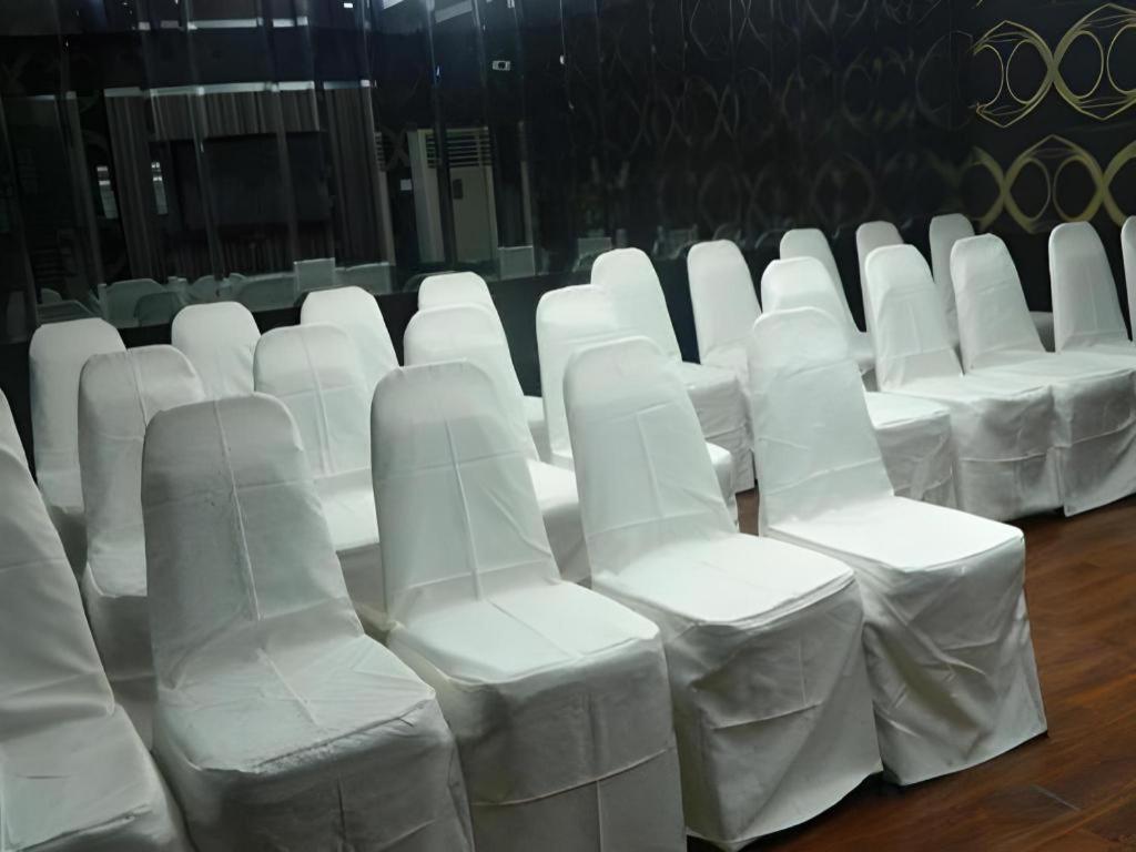 900 Inn Bintulu Esterno foto