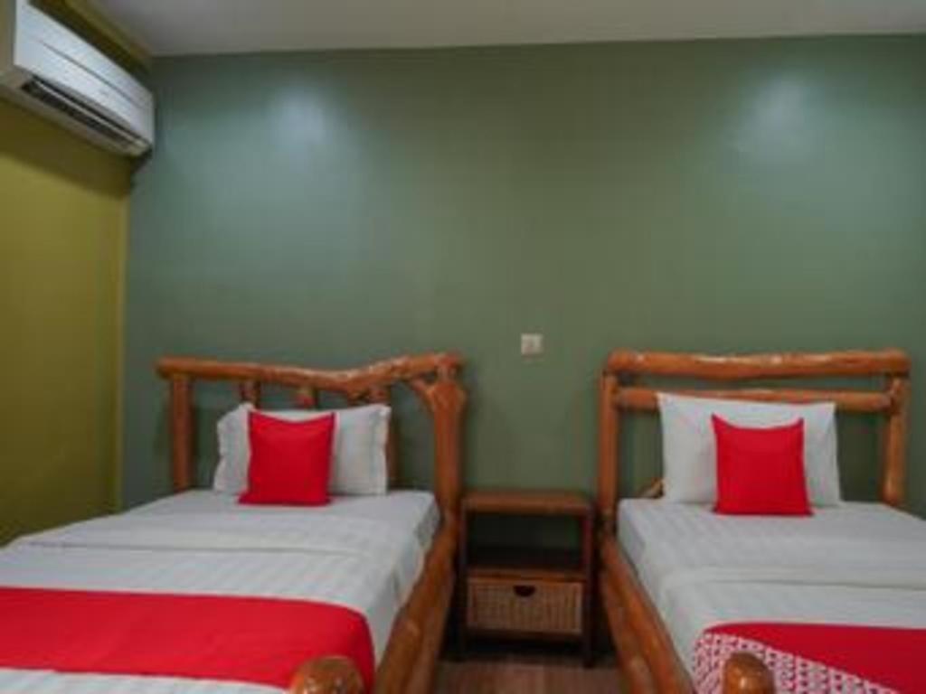 900 Inn Bintulu Esterno foto